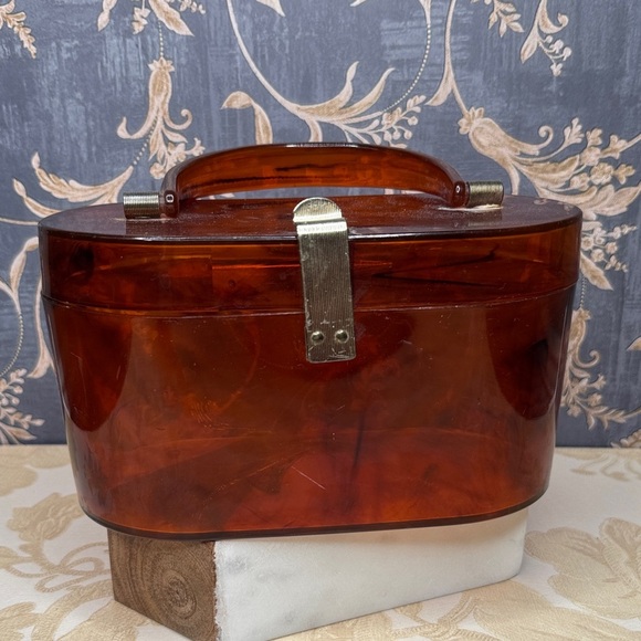 Vintage Handbags - Vintage 1950s Dover Amber Lucite Box Purse